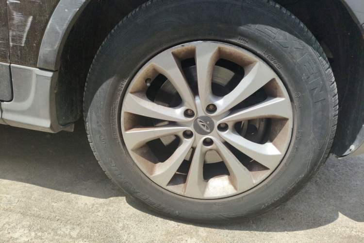 Used Chery Tiggo 5 2014 2.0L CVT Family Deluxe Edition Right Front Wheel Hub