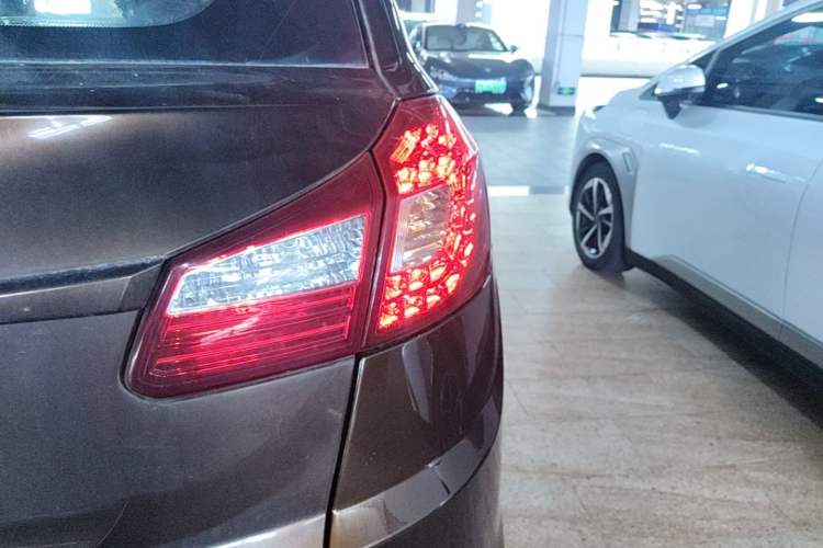 Used Chery Tiggo 5 2014 2.0L CVT Joyful Edition Right Rear Taillight
