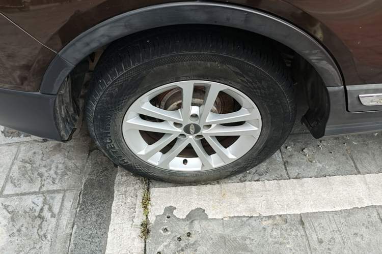 Used Chery Tiggo 5 2014 2.0L CVT Joyful Edition Right Rear Wheel Hub