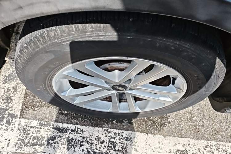 Used Chery Tiggo 5 2014 2.0L CVT Joyful Edition Right Rear Wheel Hub