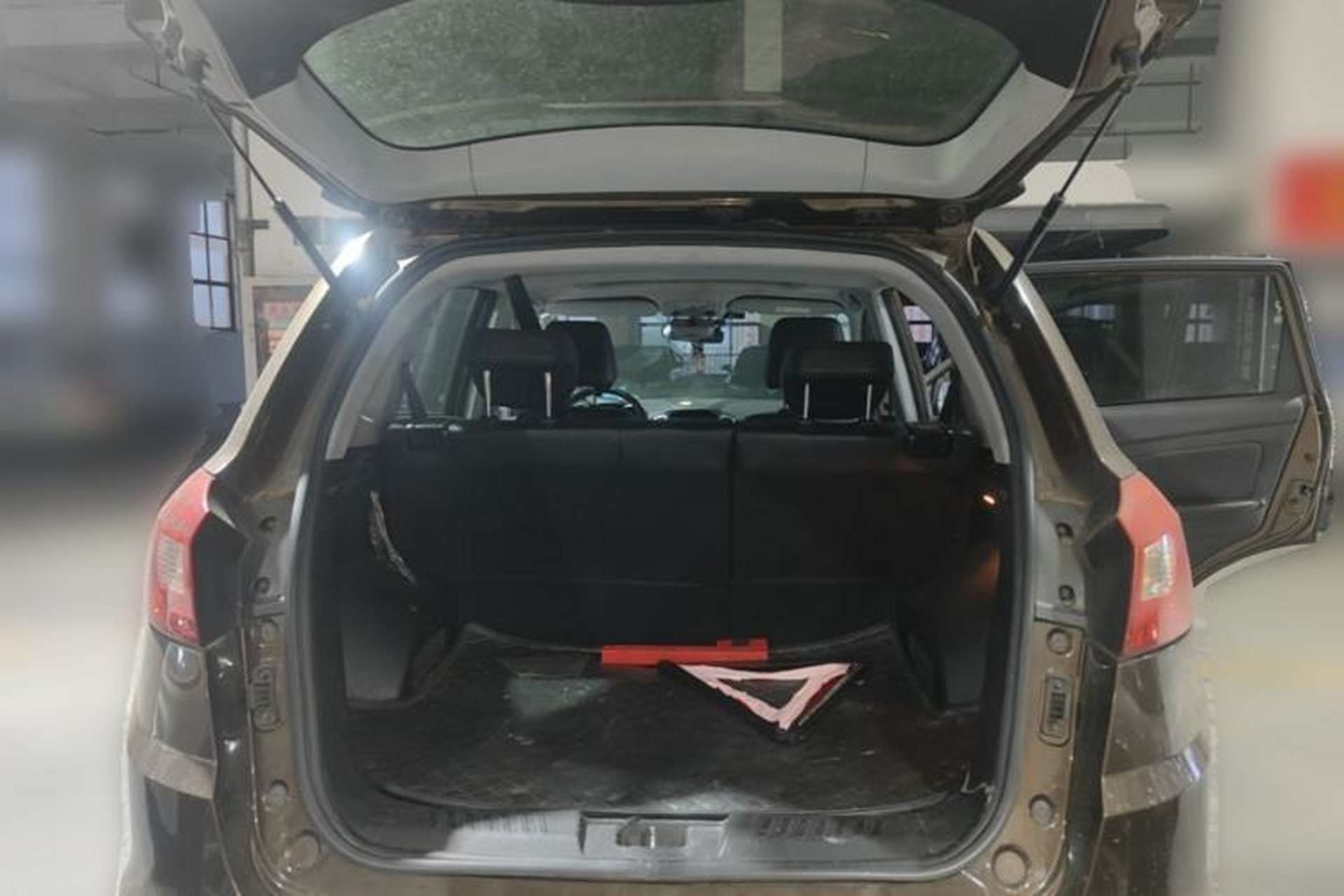 Used Chery Tiggo 5 2014 2.0L CVT Family Deluxe Edition Trunk