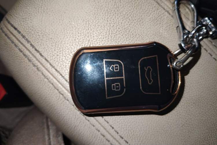 Used Chery Tiggo 5 2014 2.0L CVT Family Deluxe Edition Vehicle Key