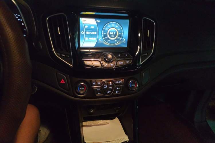 Used Chery Tiggo 5 2014 2.0L Manual - Family Deluxe Edition Audio And AC Panel