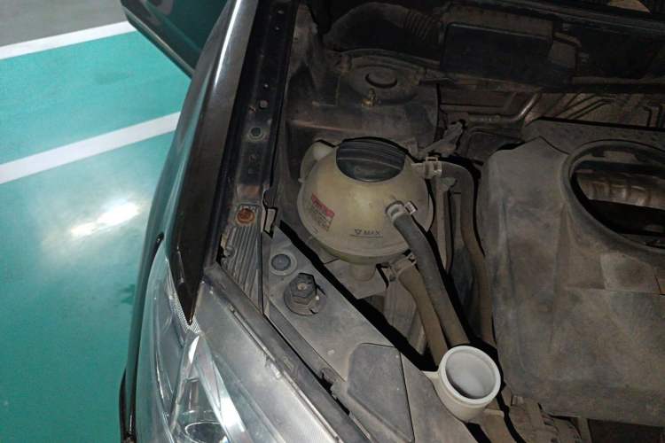 Used Chery Tiggo 5 2014 2.0L CVT Joyful Edition Engine Bay Right