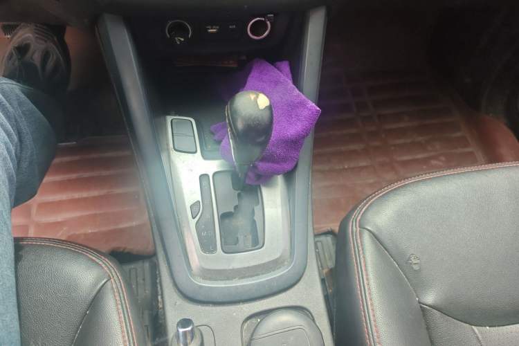 Used Chery Tiggo 5 2014 2.0L CVT Joyful Edition Gear Lever