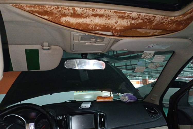 Used Chery Tiggo 5 2014 2.0L CVT Joyful Edition Headliner
