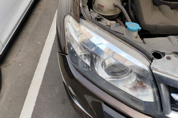 Used Chery Tiggo 5 2014 2.0L CVT Joyful Edition Right Front Headlight