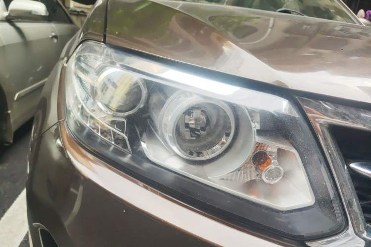 Used Chery Tiggo 5 2014 2.0L CVT Family Deluxe Edition Right Front Headlight