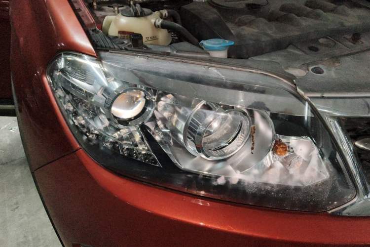 Used Chery Tiggo 5 2014 2.0L CVT Family Deluxe Edition Right Front Headlight