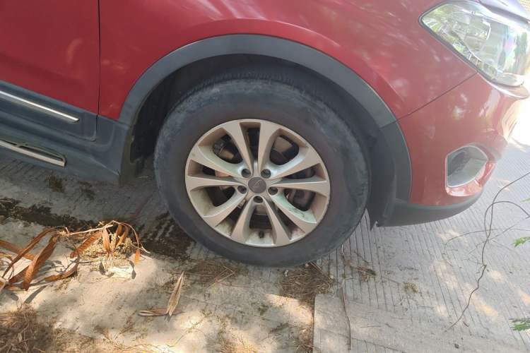 Used Chery Tiggo 5 2014 2.0L CVT Joyful Edition Right Front Wheel Hub
