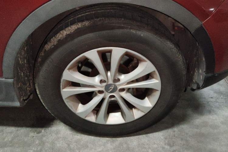 Used Chery Tiggo 5 2014 2.0L CVT Family Deluxe Edition Right Front Wheel Hub