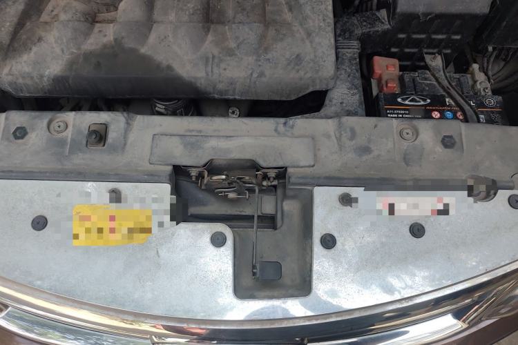 Used Chery Tiggo 5 2014 2.0L Manual - Family Deluxe Edition Engine Bay
