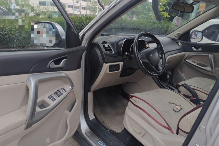 Used Chery Tiggo 5 2014 2.0L CVT Family Deluxe Edition Interior 3