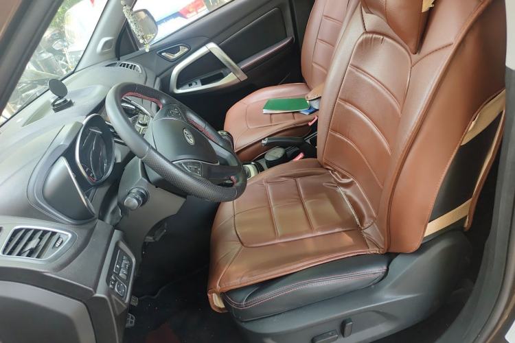 Used Chery Tiggo 5 2014 2.0L Manual - Family Deluxe Edition Left Front Seat