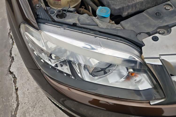 Used Chery Tiggo 5 2014 2.0L CVT Joyful Edition Right Front Headlight