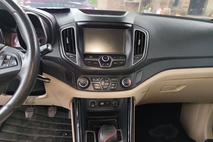 Used Chery Tiggo 5 2014 2.0L Manual - Family Deluxe Edition Audio And AC Panel
