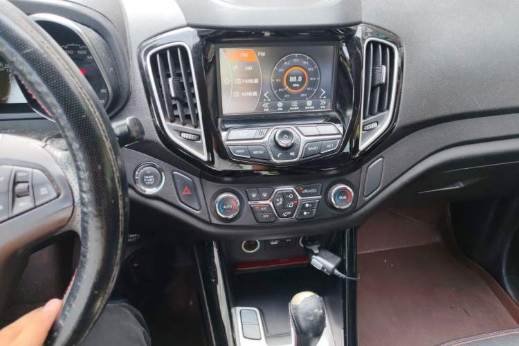 Used Chery Tiggo 5 2014 2.0L CVT Family Deluxe Edition Audio And AC Panel