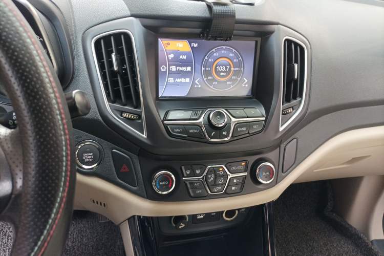 Used Chery Tiggo 5 2014 2.0L CVT Family Deluxe Edition Audio And AC Panel