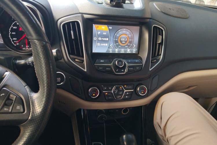 Used Chery Tiggo 5 2014 2.0L CVT Family Deluxe Edition Audio And AC Panel