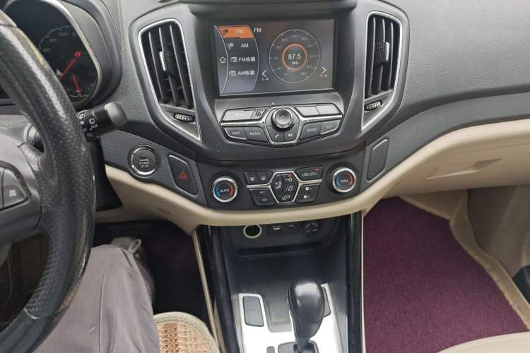 Used Chery Tiggo 5 2014 2.0L CVT Family Deluxe Edition Audio And AC Panel