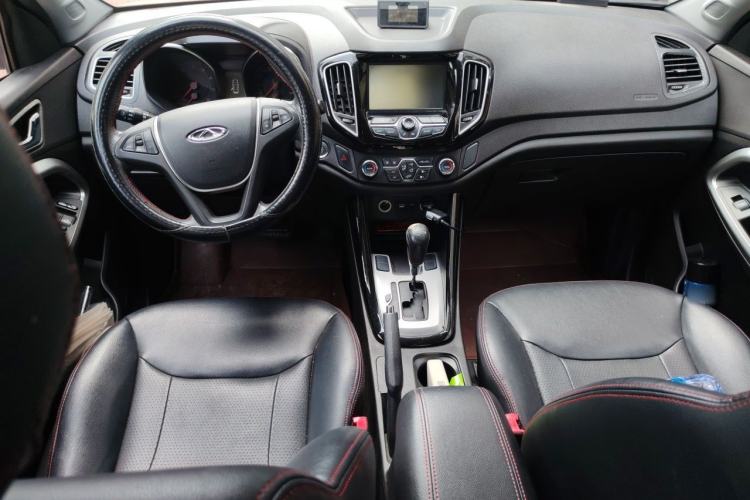 Used Chery Tiggo 5 2014 2.0L CVT Family Deluxe Edition Center Console