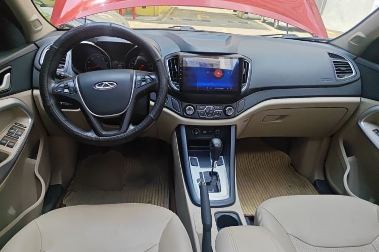 Used Chery Tiggo 5 2014 2.0L CVT Joyful Edition Center Console