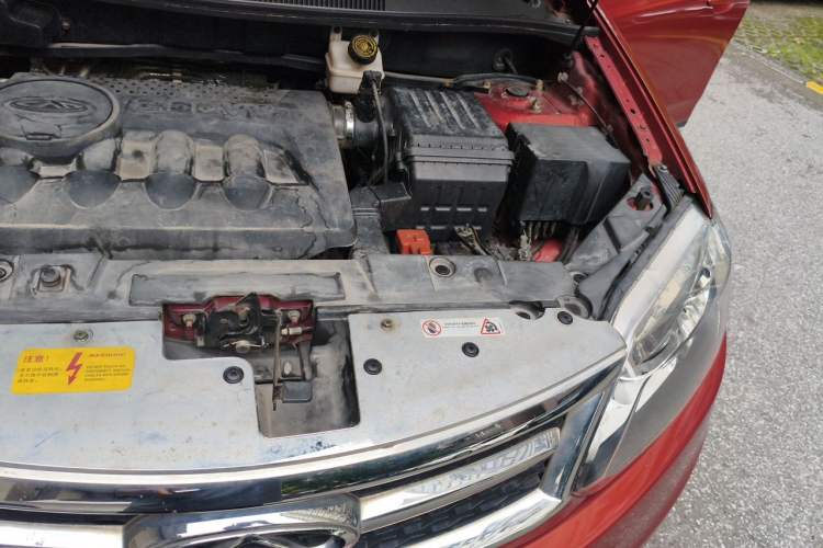 Used Chery Tiggo 5 2014 2.0L CVT Joyful Edition Engine Bay Left