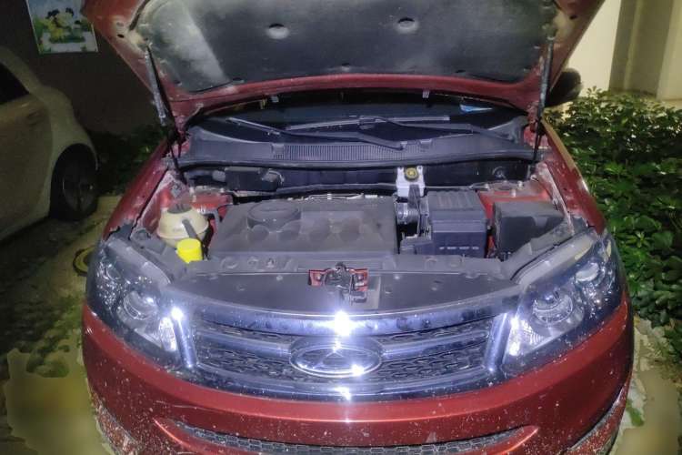 Used Chery Tiggo 5 2014 2.0L CVT Joyful Edition Engine Bay