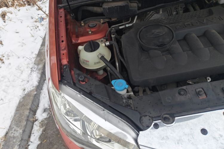 Used Chery Tiggo 5 2014 2.0L Manual Jia Yue Edition Engine Bay Right