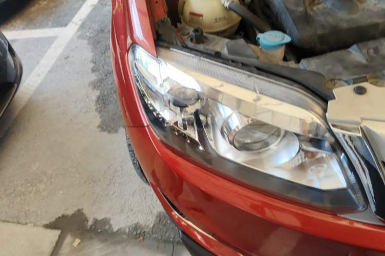 Used Chery Tiggo 5 2014 2.0L Manual Family Edition Engine Bay Right