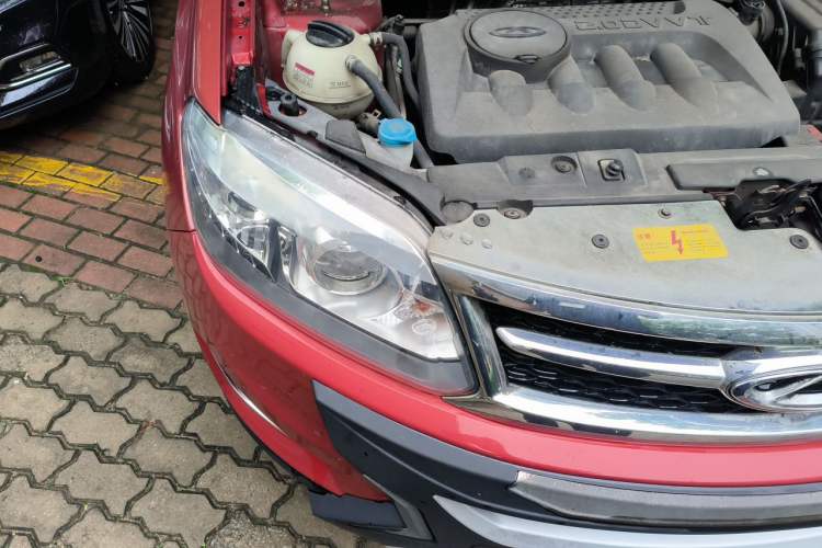 Used Chery Tiggo 5 2014 2.0L Manual Jia Yue Edition Engine Bay Right
