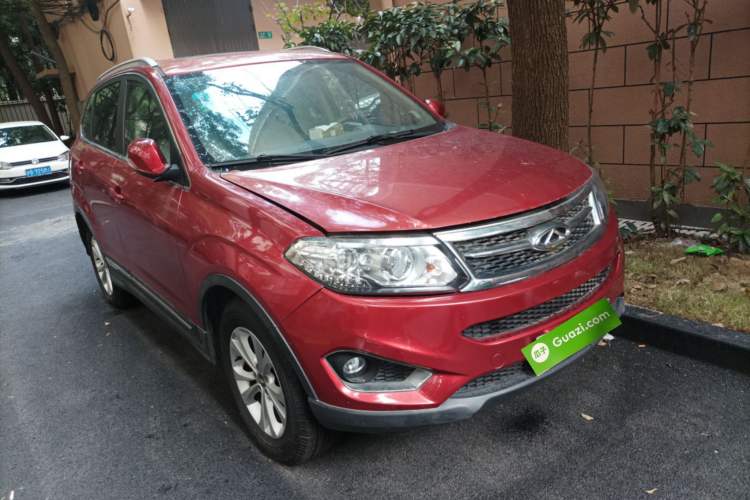 Used Chery Tiggo 5 2014 2.0L CVT Family Deluxe Edition Front Right 45 Deg