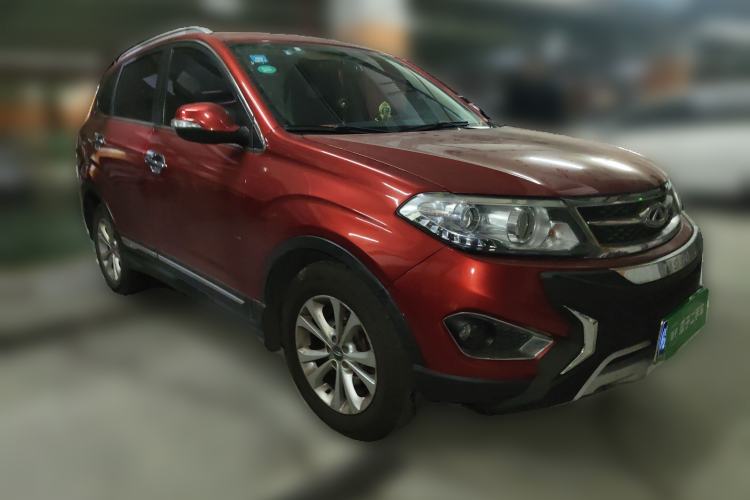 Used Chery Tiggo 5 2014 2.0L CVT Family Deluxe Edition Front Right 45 Deg