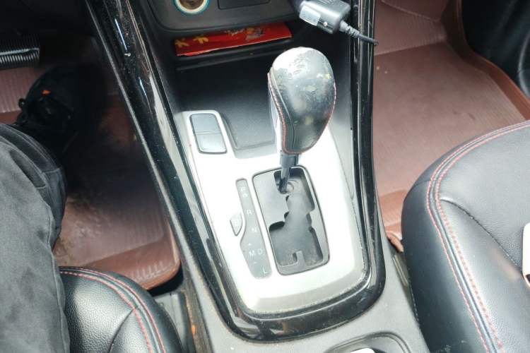 Used Chery Tiggo 5 2014 2.0L CVT Family Deluxe Edition Gear Lever