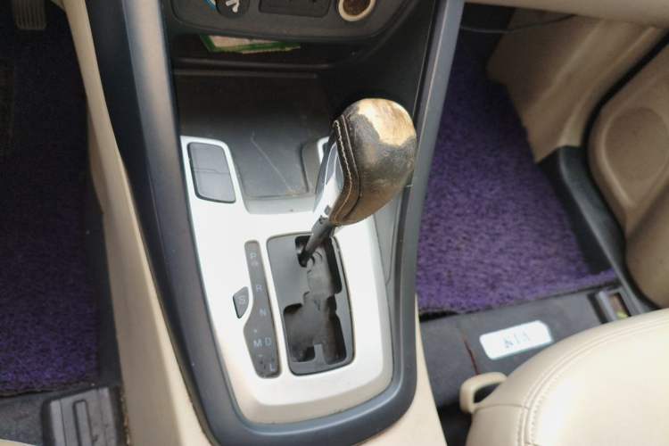 Used Chery Tiggo 5 2014 2.0L CVT Joyful Edition Gear Lever