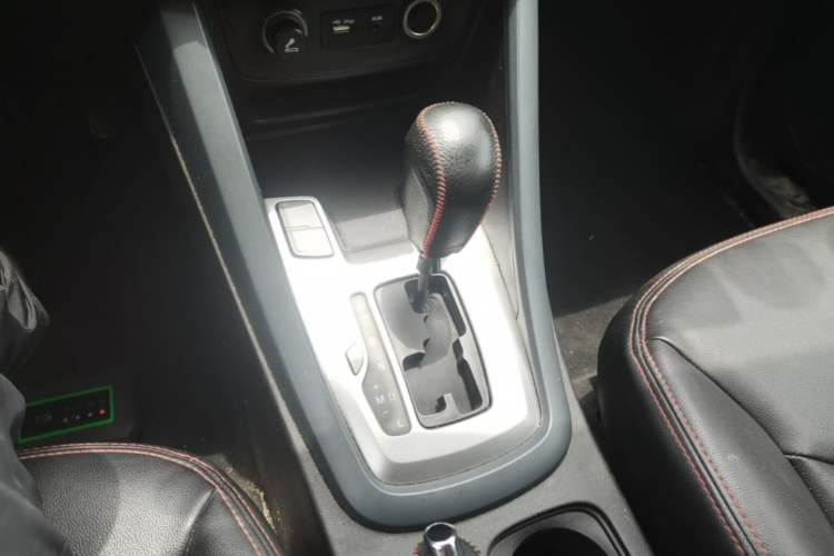 Used Chery Tiggo 5 2014 2.0L CVT Joyful Edition Gear Lever