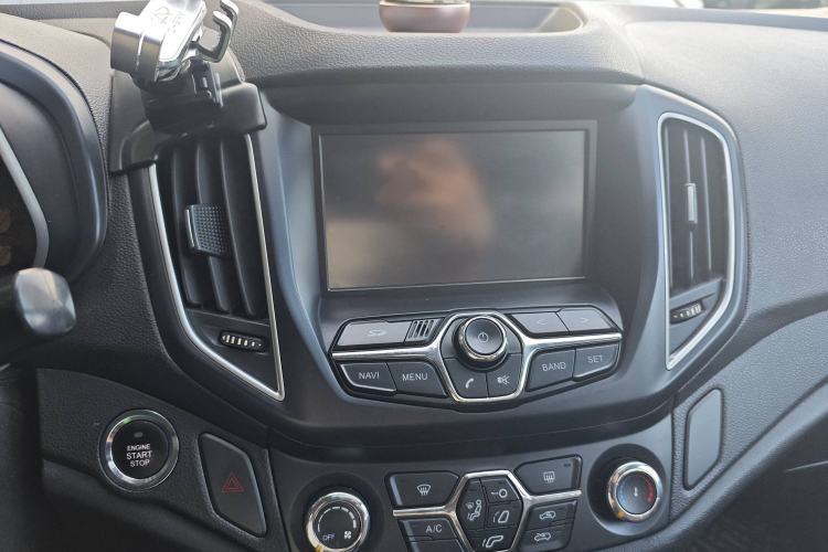 Used Chery Tiggo 5 2014 2.0L CVT Joyful Edition Interior 3