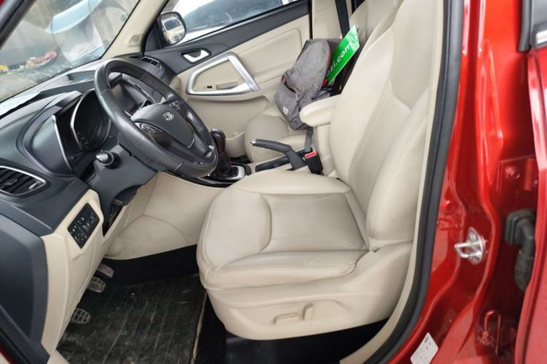 Used Chery Tiggo 5 2014 2.0L Manual - Family Deluxe Edition Left Front Seat