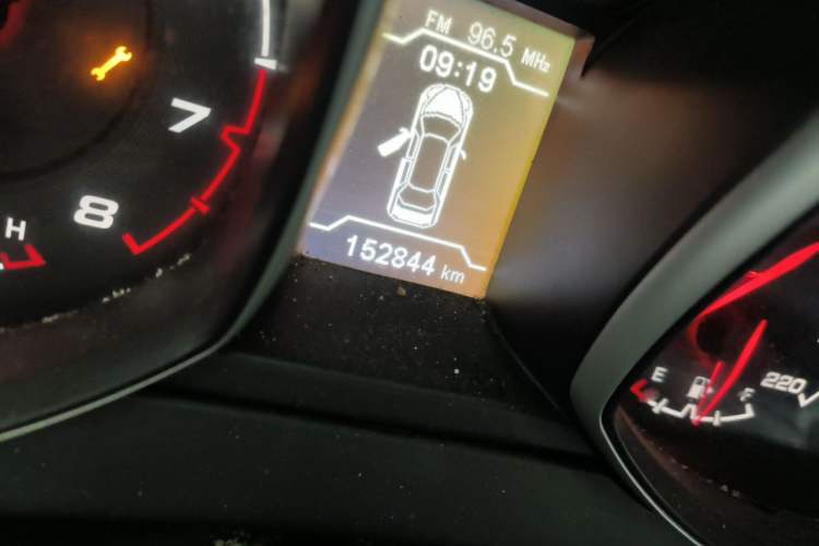 Used Chery Tiggo 5 2014 2.0L Manual Jia Yue Edition Odometer Close Up