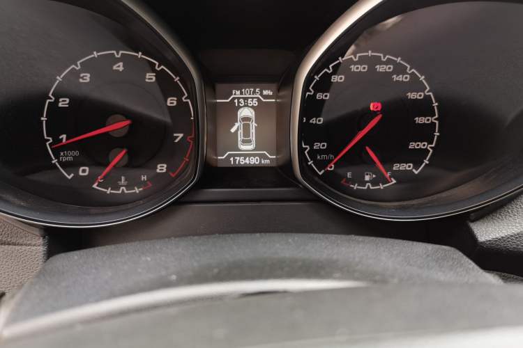 Used Chery Tiggo 5 2014 2.0L Manual Jia Yue Edition Odometer Close Up