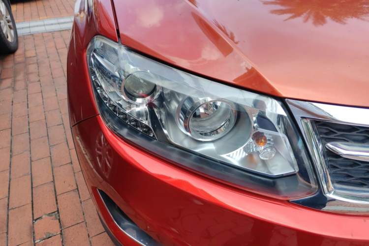 Used Chery Tiggo 5 2014 2.0L CVT Family Deluxe Edition Right Front Headlight