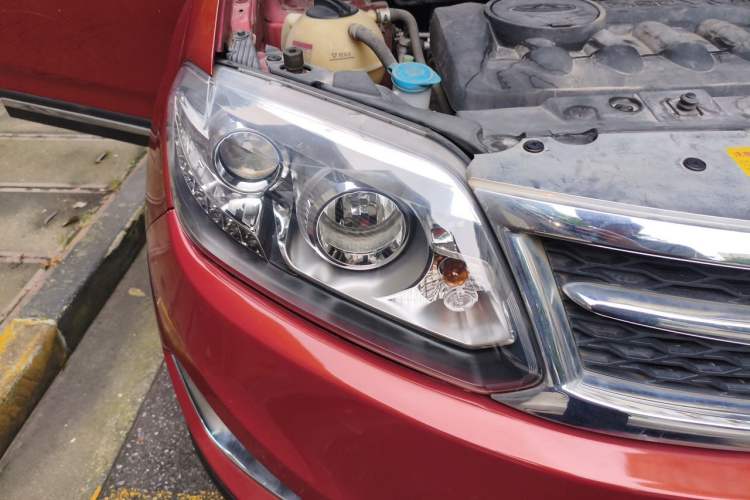 Used Chery Tiggo 5 2014 2.0L CVT Joyful Edition Right Front Headlight