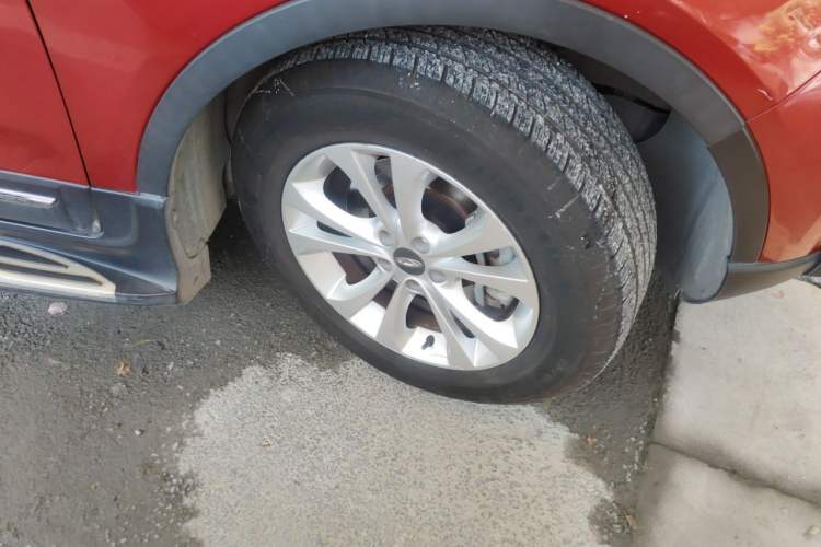 Used Chery Tiggo 5 2014 2.0L Manual Family Edition Right Front Wheel Hub