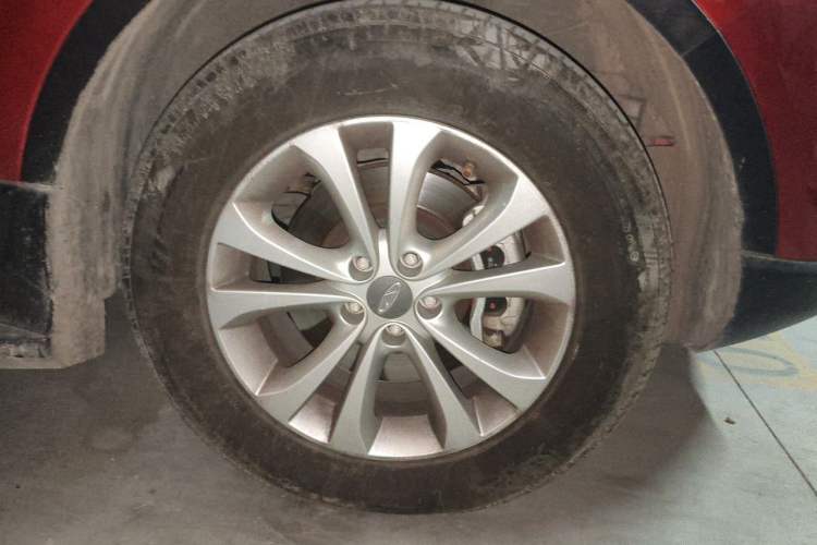 Used Chery Tiggo 5 2014 2.0L CVT Family Deluxe Edition Right Front Wheel Hub