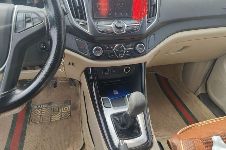 Used Chery Tiggo 5 2014 2.0L Manual - Family Deluxe Edition Audio And AC Panel
