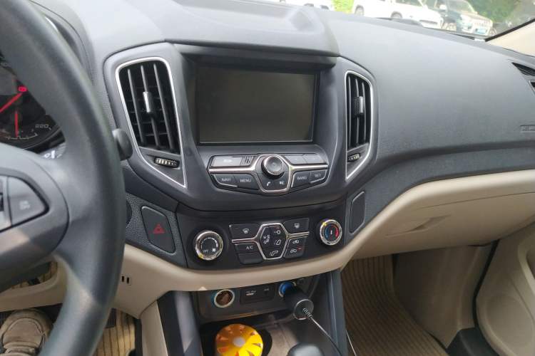 Used Chery Tiggo 5 2014 2.0L CVT Joyful Edition Audio And AC Panel