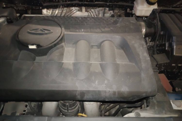 Used Chery Tiggo 5 2014 2.0L CVT Family Deluxe Edition Engine Bay
