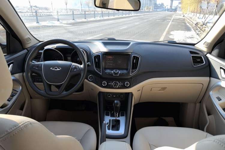 Used Chery Tiggo 5 2014 2.0L CVT Joyful Edition Interior 5