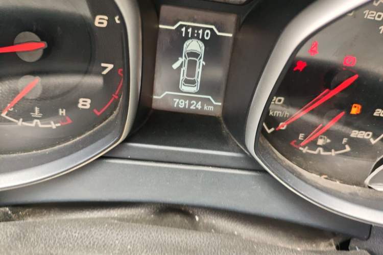 Used Chery Tiggo 5 2014 2.0L Manual Jia Yue Edition Odometer Close Up