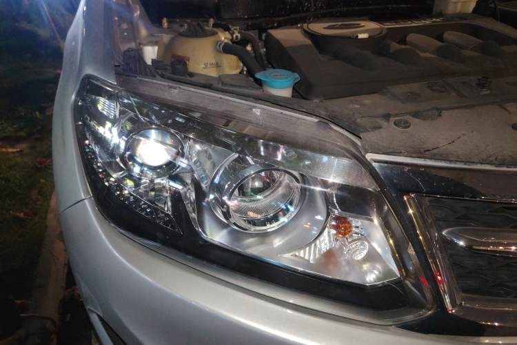Used Chery Tiggo 5 2014 2.0L CVT Family Deluxe Edition Right Front Headlight